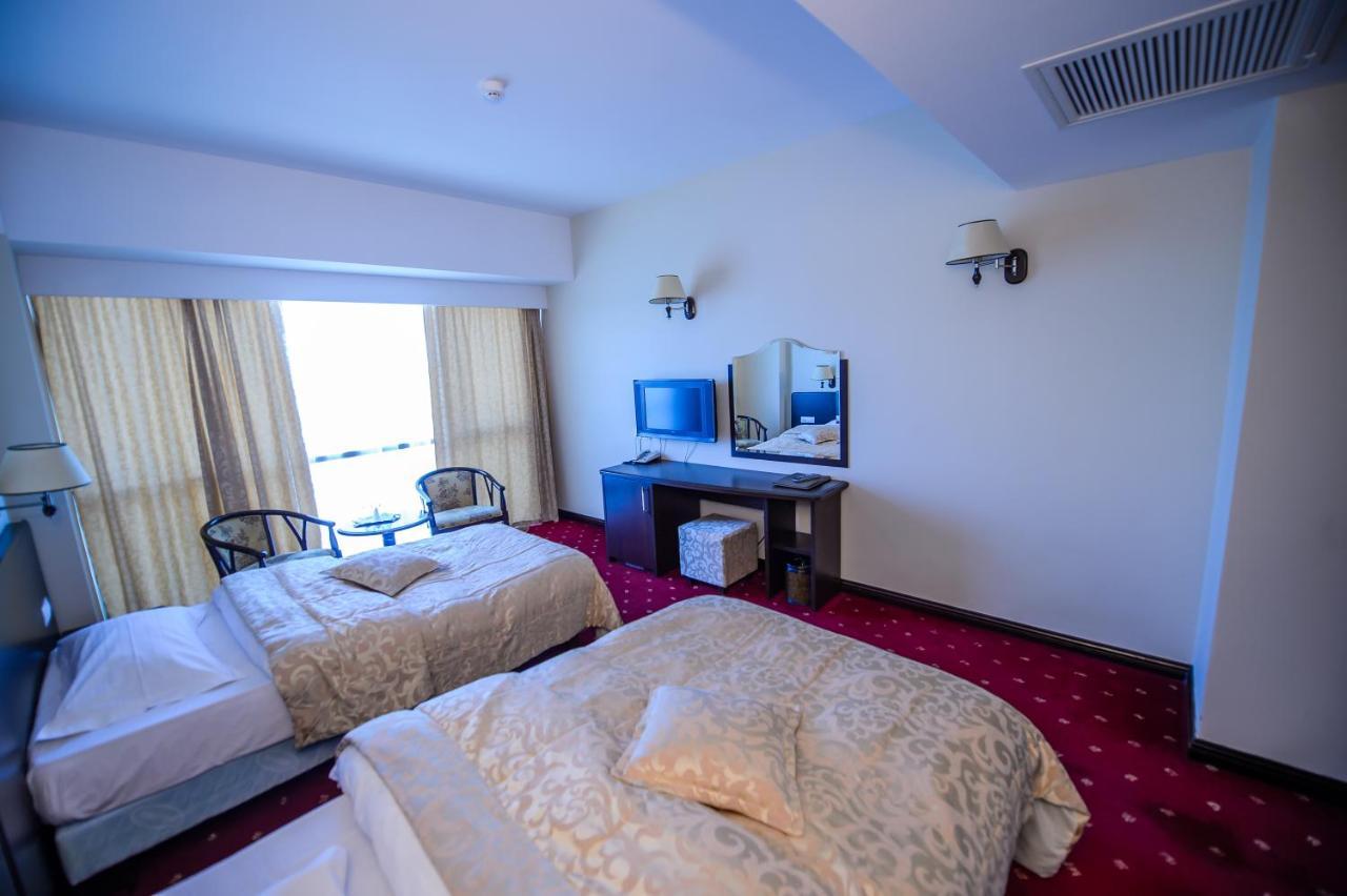 Hotel Esplanada Tulcea Bagian luar foto