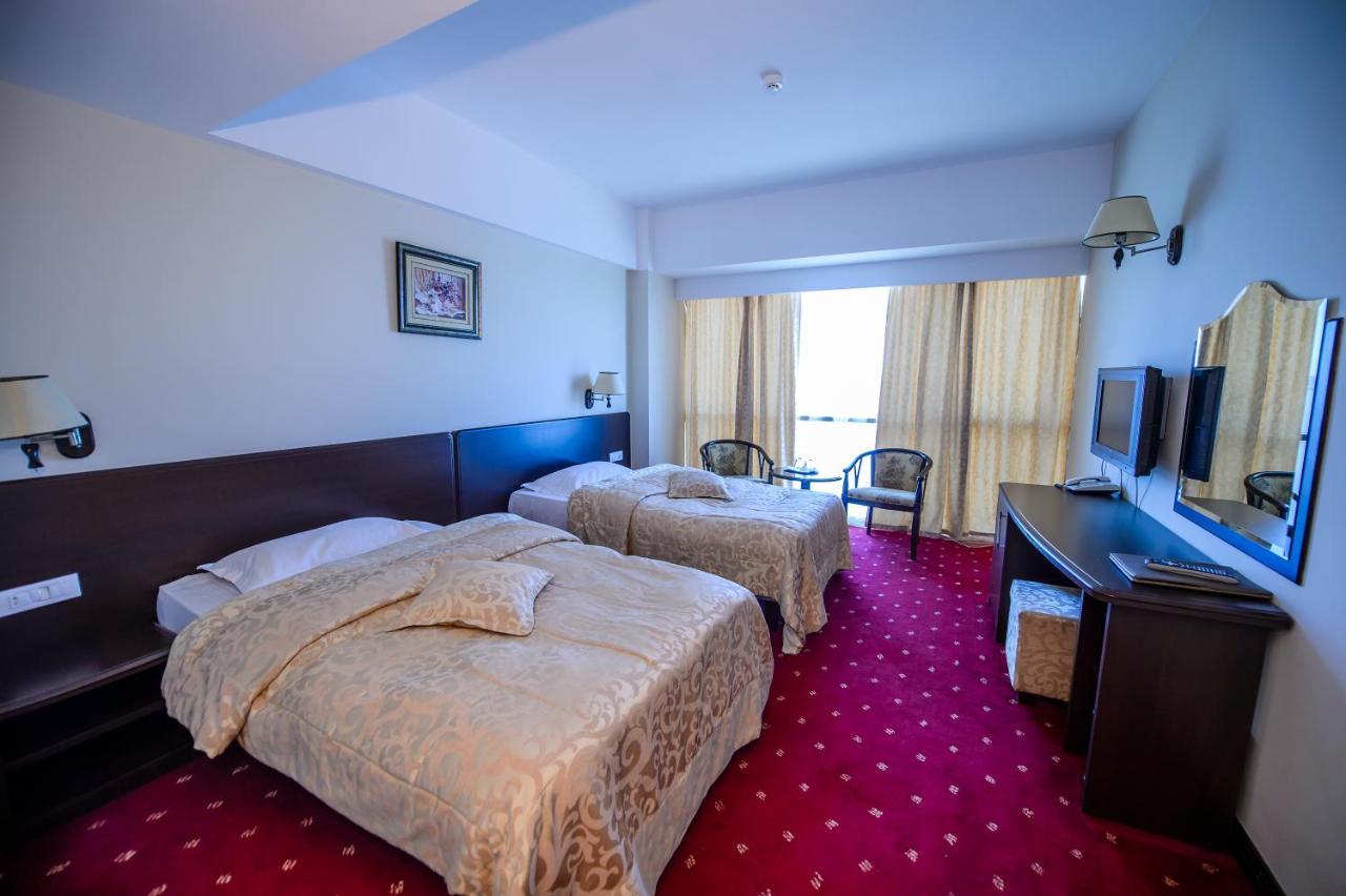 Hotel Esplanada Tulcea Bagian luar foto