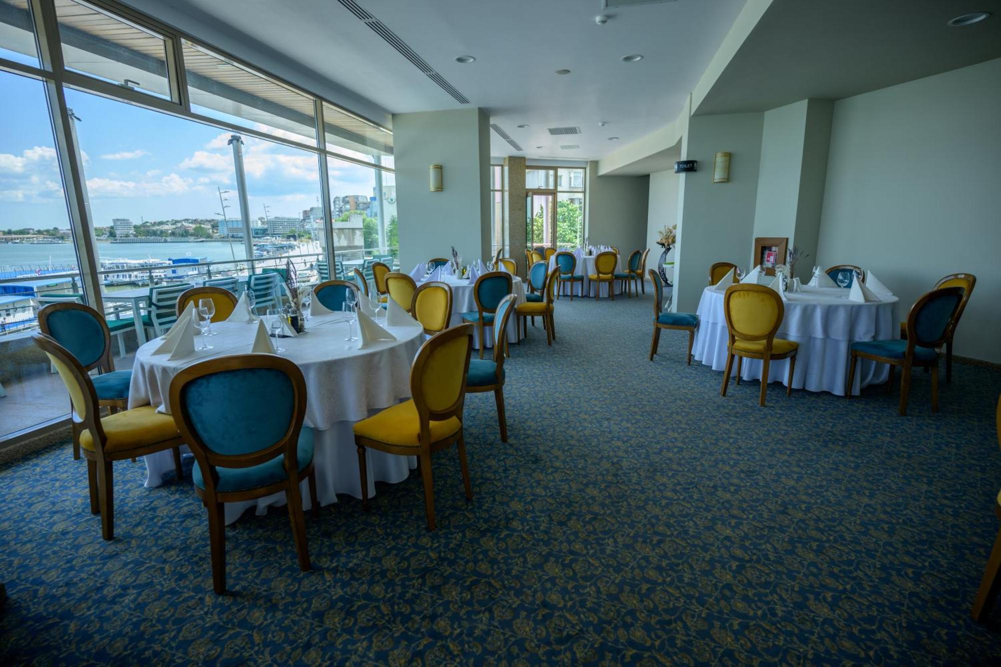 Hotel Esplanada Tulcea Bagian luar foto