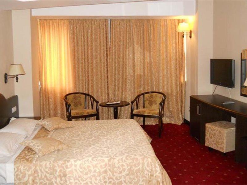 Hotel Esplanada Tulcea Bagian luar foto