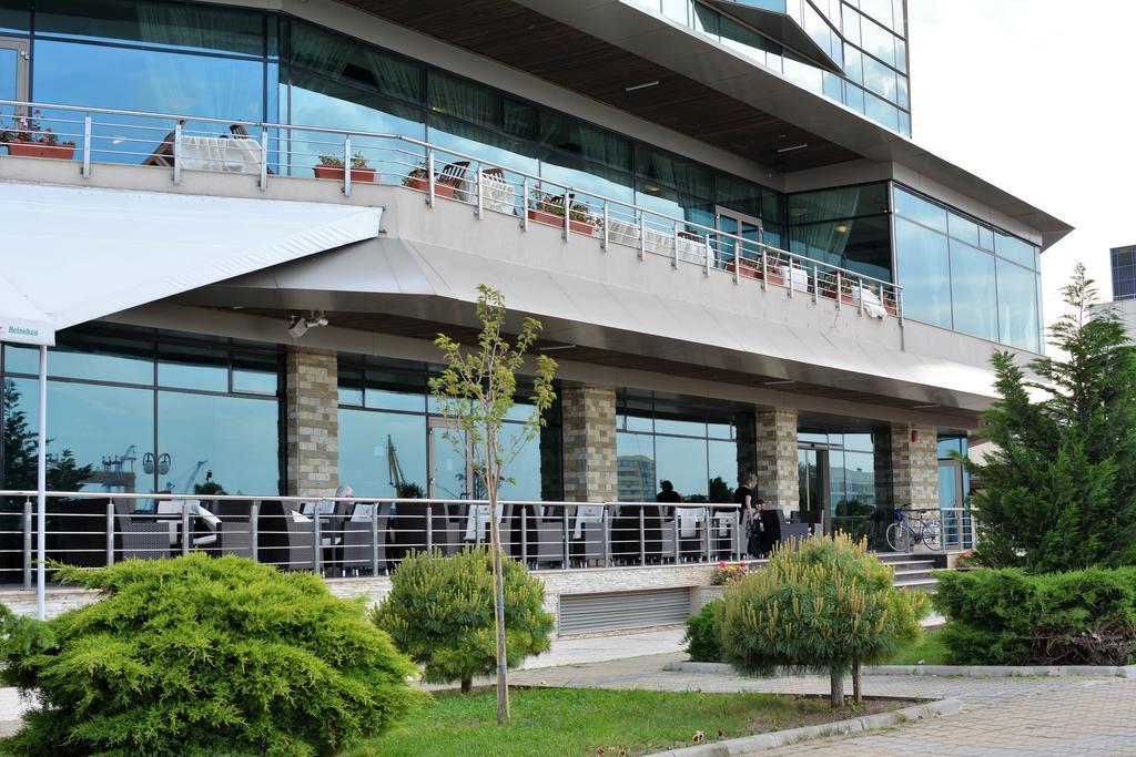 Hotel Esplanada Tulcea Bagian luar foto