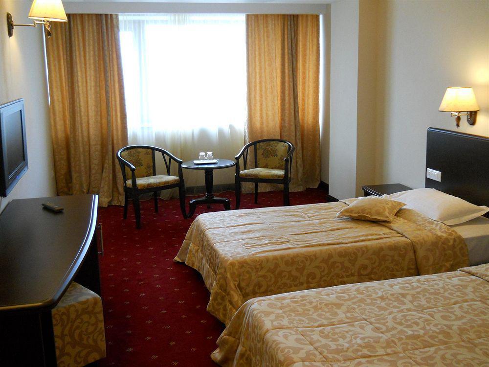 Hotel Esplanada Tulcea Bagian luar foto